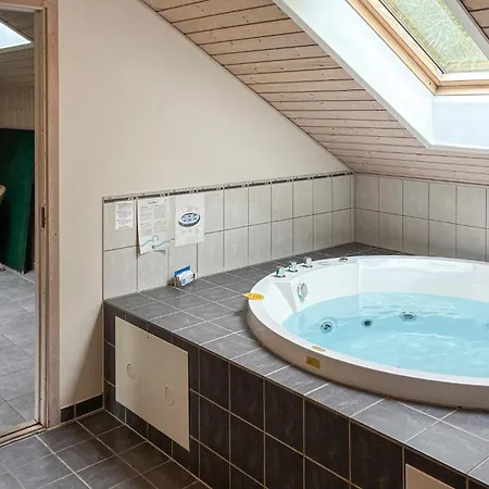 Beautiful In Idestrup With Sauna Tatil Evi