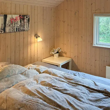 Сasa de vacaciones Beautiful In Idestrup With Sauna